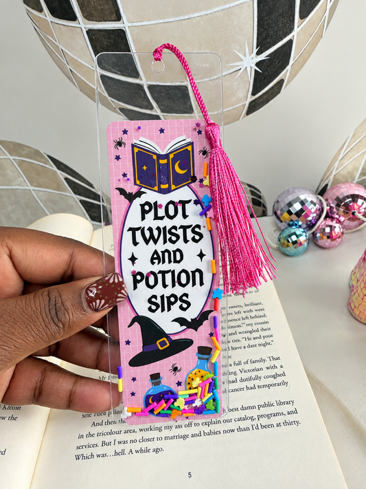 Shaker Plot Twist Bookmark