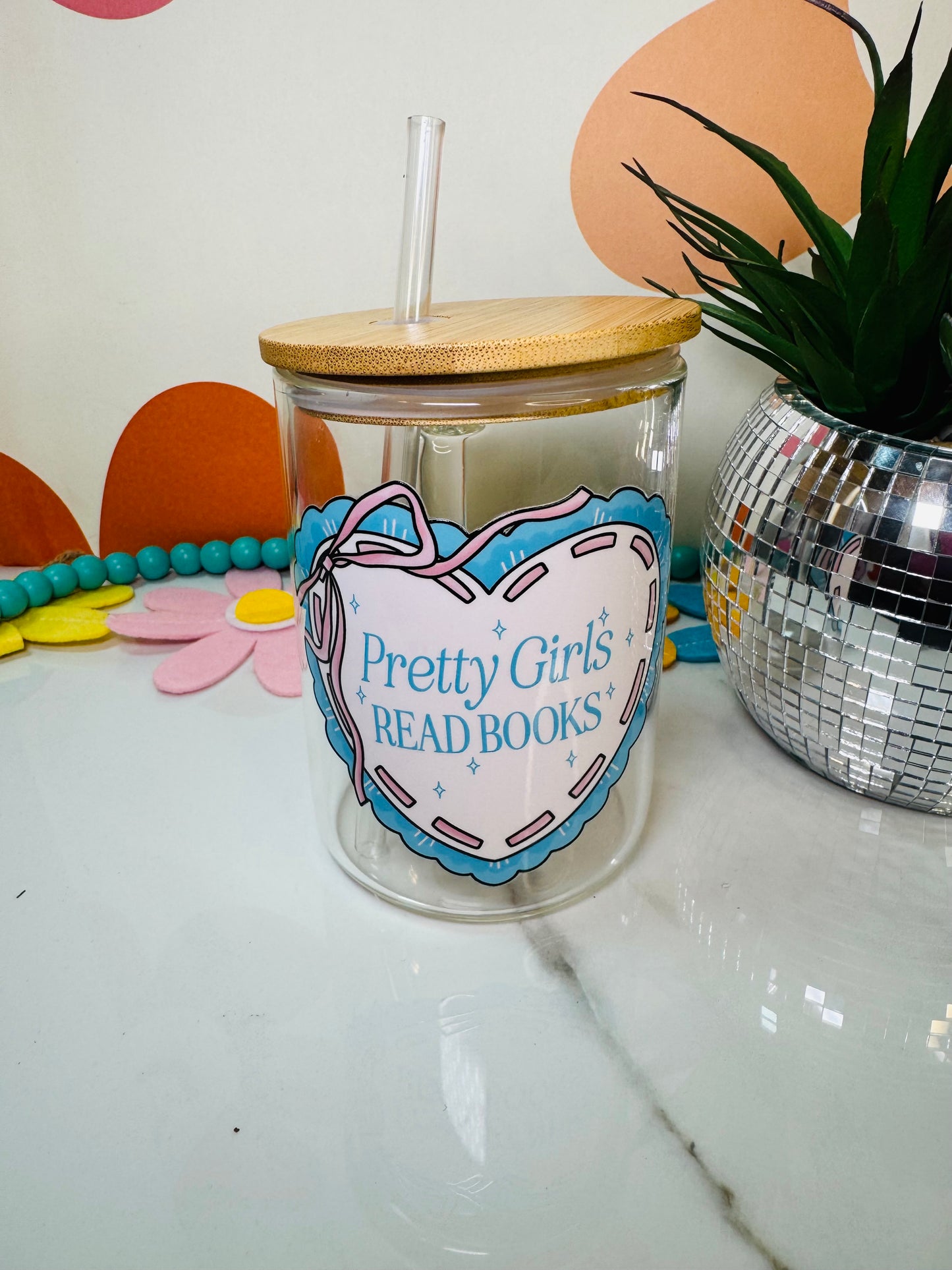 Pretty Girls Read Books w/handle